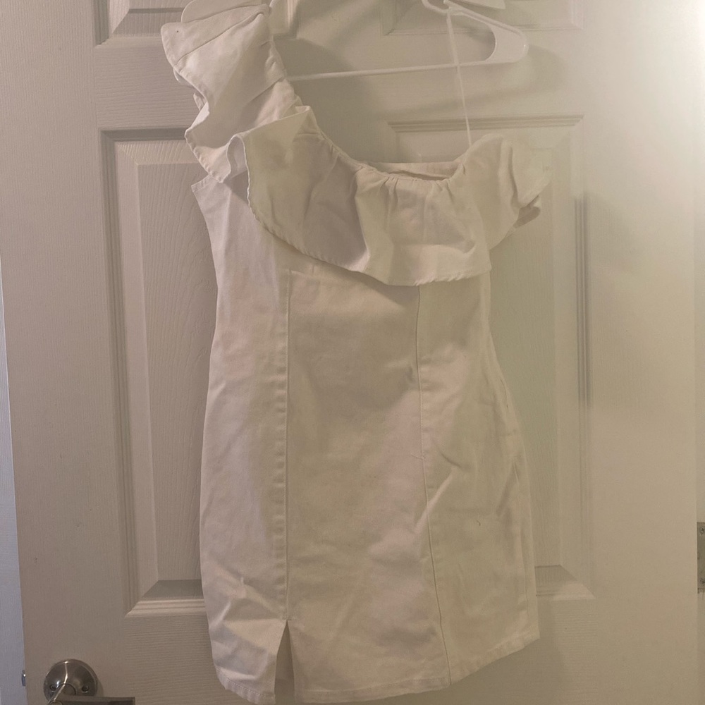 GB one shoulder ruffle dress